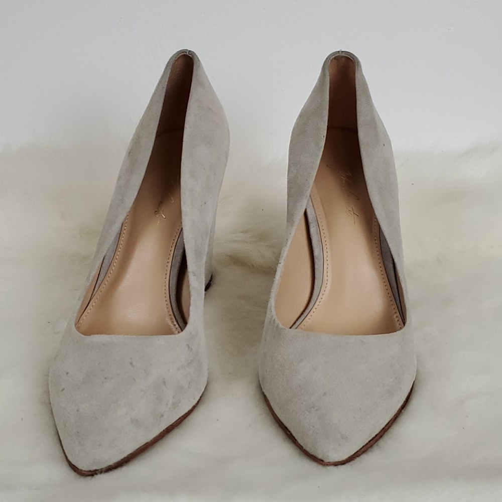 VC Vince Camuto by John Camuto pump  shoes size 7